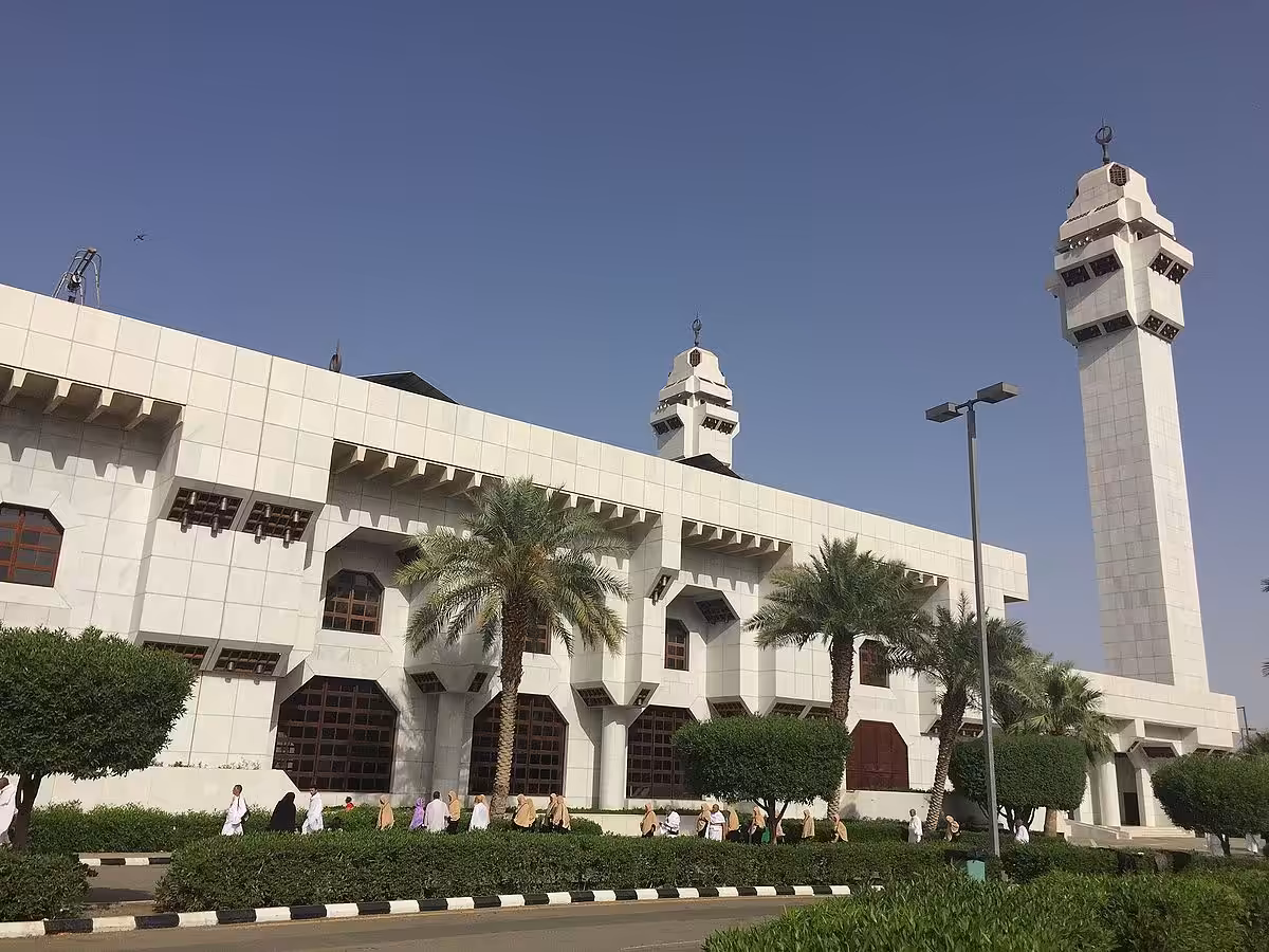 masjid aisha (2)
